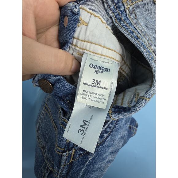 Oshkosh B’gosh baby 3m distressed denim overalls with light blue pocket vestbak - Picture 7 of 9